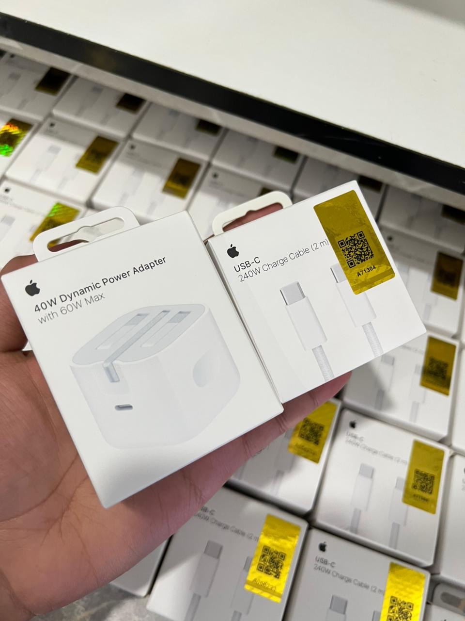 40W Dynamic Fast Charger UK 3-Pin — 60W Max + Free Braided Cable