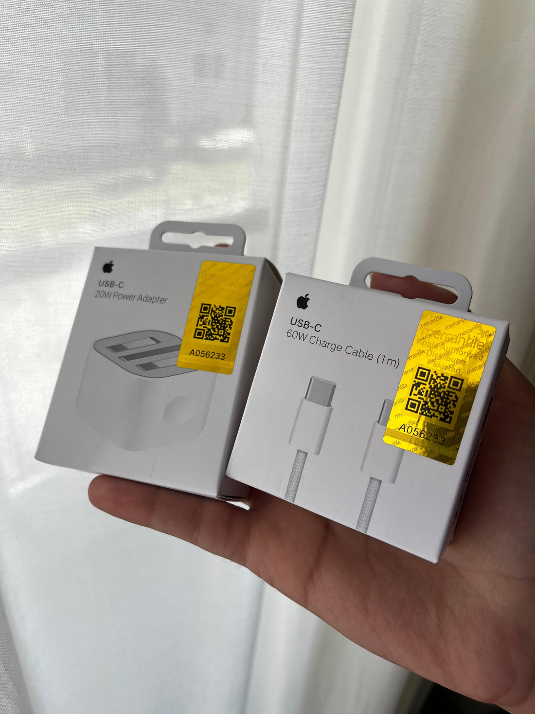 Apple 20W USB-C Charger UK 3-Pin + Free Cable